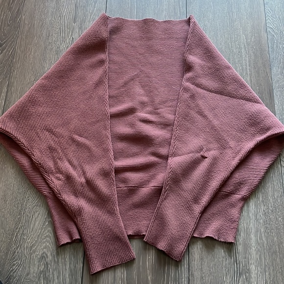 Super soft knit sweater - Picture 8 of 8